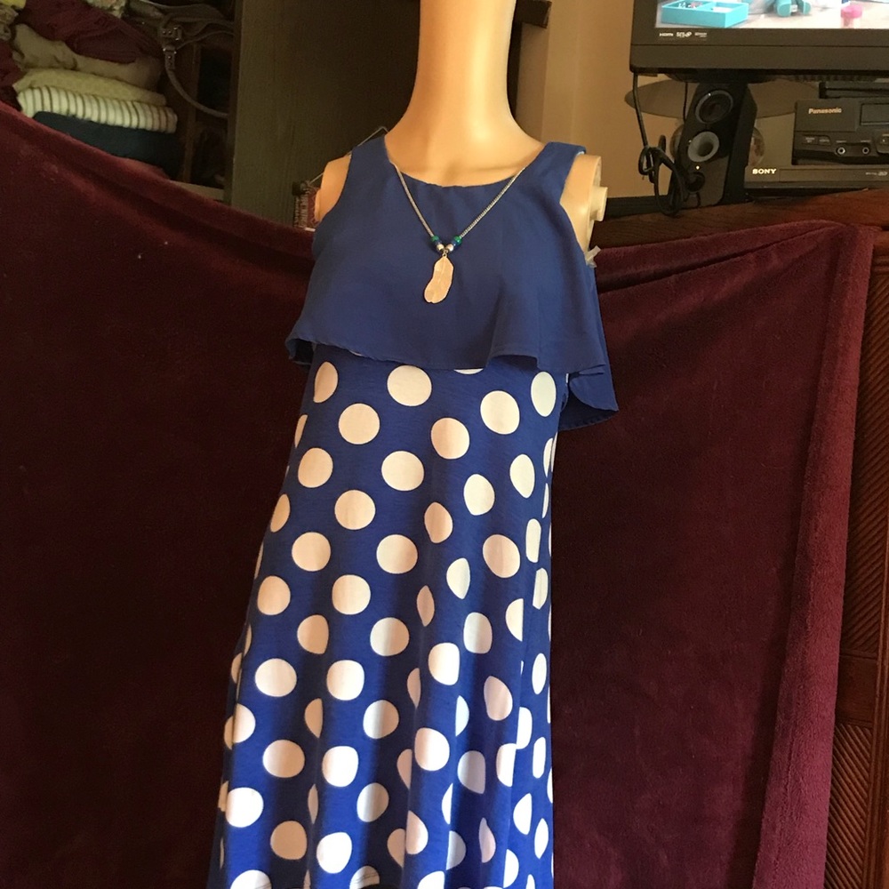Dress size 10 (girls)